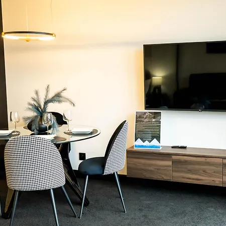 Daire Kras 110 Z Prywatnym Jacuzzi I Widokiem Na Gory Szklarska Poreba