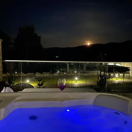 Kras 110 Z Prywatnym Jacuzzi I Widokiem Na Gory